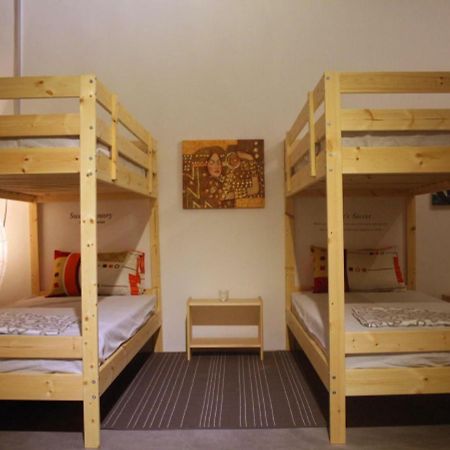 Paradise Hostel Ереван Екстериор снимка