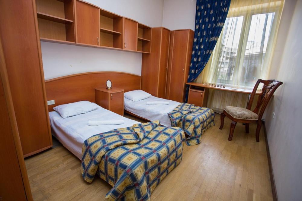 Paradise Hostel Ереван Екстериор снимка